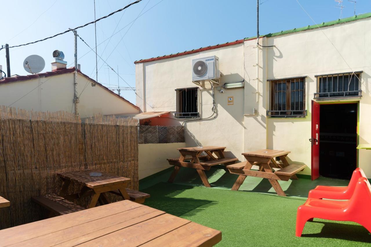 Red Nest Hostel Valencia Ngoại thất bức ảnh